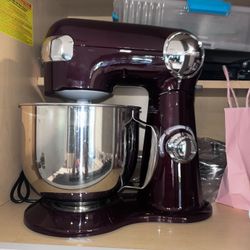 CuisinArt 5.5 Stand Mixer New Burgundy 