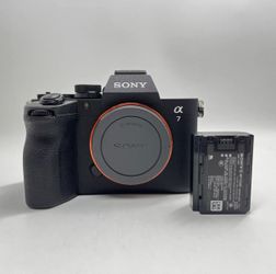 Sony a7 V