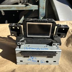 2015 Ford Focus Hatchback 2.0 Stereo System