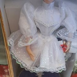 1999 Holiday Time Rotating Nutcracker Ballerina Musical Christmas 18”