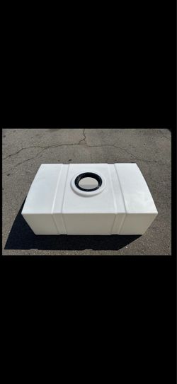60 gallon  water tank low profile
