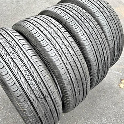 215:60R17 continental tires usadas en perfecta condición 80%life