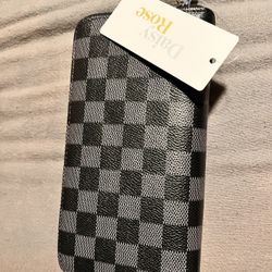 Women’s Checkered Wallet, New With Tags