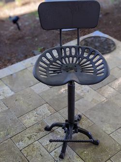 Tractor Seat Bar Stool