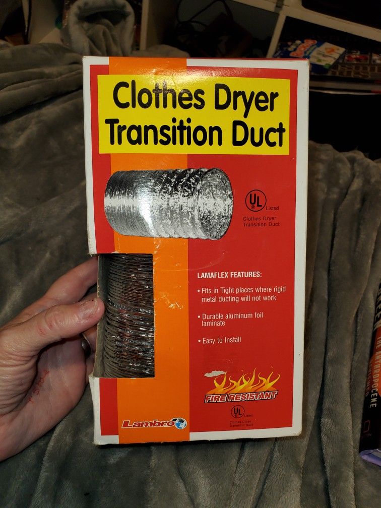 Clothes dryer transition duct