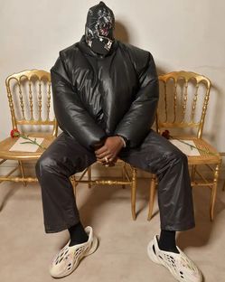 *RARE* *EXCLUSIVE* BRAND NEW NEVER WORN YEEZY GAP ROUND JACKET!