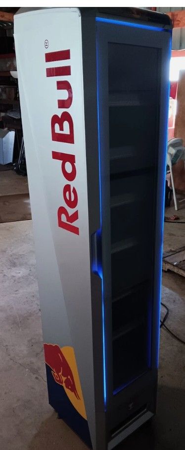 RED BULL SLIM ECO LIGHT UP FRIDGE