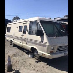 1986 Winnebago 26ft Motorhome 