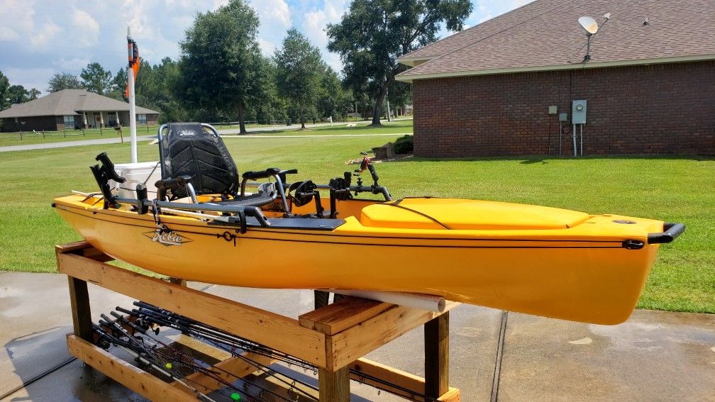 Hobie pro angler 14 kayak