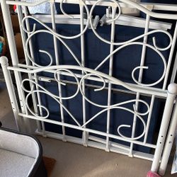 Twin mattress And Bed Frame