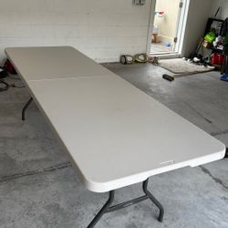 Folds In Half Table