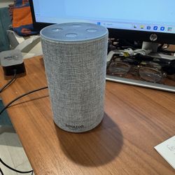 Amazon Echo Plus (2nd Gen) - Built-in Smart Home Hub & Original Charger