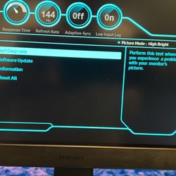 Samsung - Odyssey G7 28" IPS 1 ms 4K UHD FreeSync & G-Sync Compatible