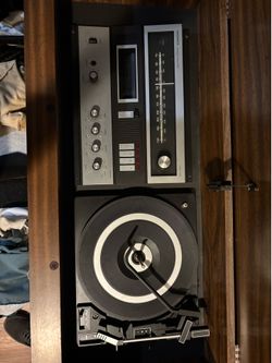 Magnavox 8track and record player for sell