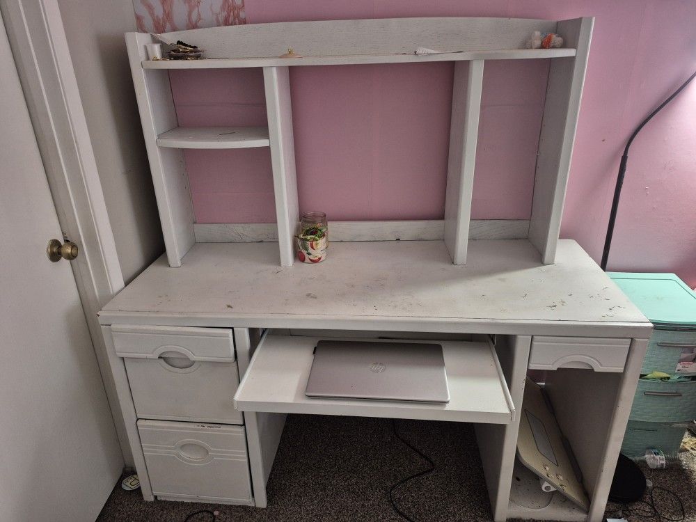 Office Desk / Vanity