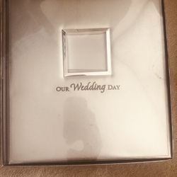 Magnetic Wedding Album new