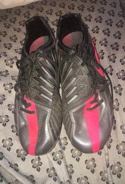 Soccer cleats size 8.5
