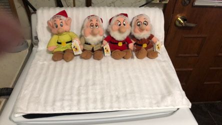 Vintage 1990 Four Disney Bean Bag Holiday Collection Dwarfs
