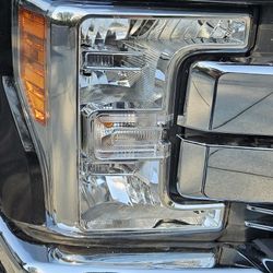 2019 F350 RH Halogen Headlight