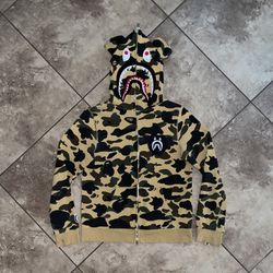 BAPE Medicom Toy 1st Camo Shark Bear Full Zip Hoodie Size Small