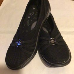 BZees Women's Niche Ballet Flat