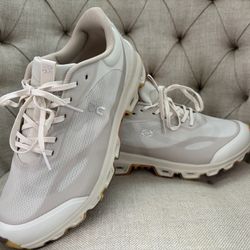 ON Cloudventure + LOEWE Running Shoes 9.5 43