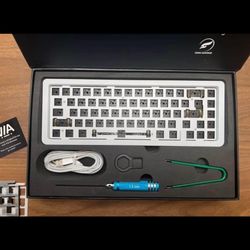 Odin Gaming Aurora65 Custom Mechancial Keyboard - White - PLUS PLATES