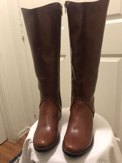 Women’s Size 7 Boots