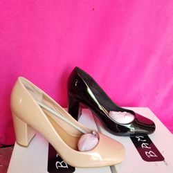 CUTE  WOMEN'S SHOES SIZE 8.5 BOTH FOR $20