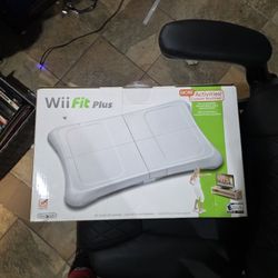 Nintendo Wii Fit Plus Balance Board Bundle NEW OPEN BOX Complete w/ Game