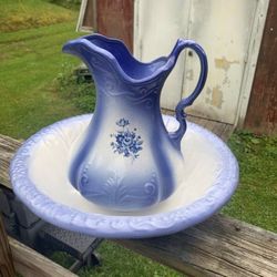 Antique Ironstone Pitcher And Basin. 