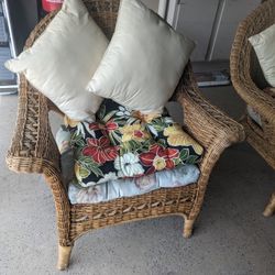 Whicker Chair Set With Cushions And Rug