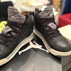 Jordan Flight 9.5 Size 7