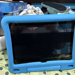 Fire HD 8 Kids Tablet With Blue Bumper 