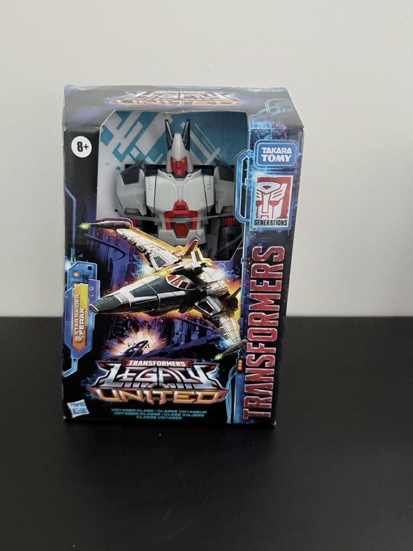 Brand new! Transformers Legacy United Voyager Star Raider Ferak 7” Action Figure