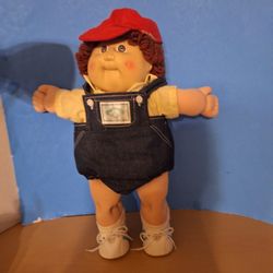 Cabbage Patch Kid Boy Doll Red Hair, Brown Eyes Blue Jean Coverall vin