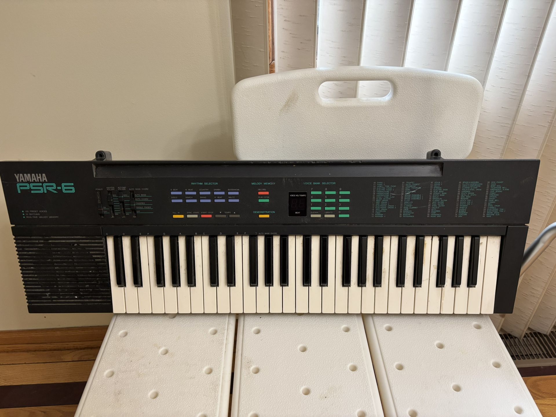 Yamaha Psr-6 Portatone 49 Key Electronic Keyboard Synthesizer