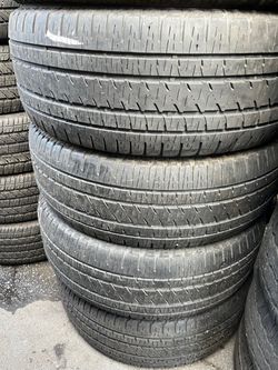 Vendo 275/55/r20 las 4 llantas Bridgesstone por $180