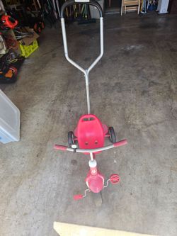 Push handle tricycle