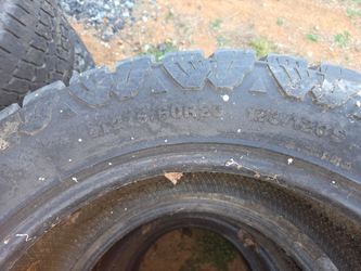 Set AMP Terrain Pro A/T 275/65 20