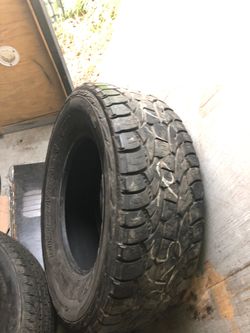 Cooper tire 265/70R17