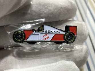 Ayrton Senna F1 Enamel Pin Driving Formula1 Custom McLaren Mp4/4