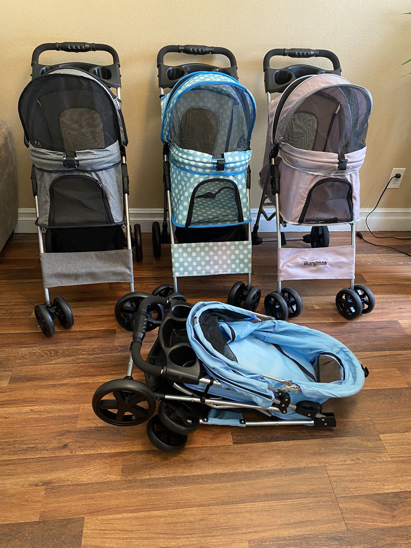 PETS STROLLER BRAND NEW PERFECT FOR BABY DOGS 🐕 🐩🐩🐩