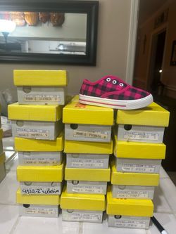 Zapato y Tenis Nuevo  para Niña