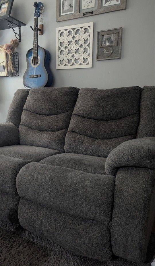 Recliner Love Seat
