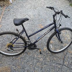 Diamondback Outlook Mountain Bike