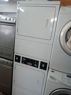 Unimac unitized dryer tower (needs two 220v outlets) - Free delivery