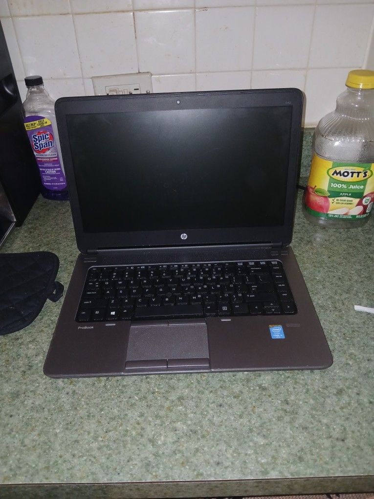 HP LAPTOP 