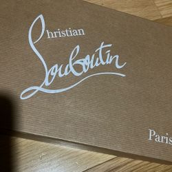 Christian Louboutin 38.5
