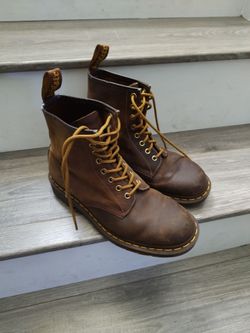 Dr martens size 9m